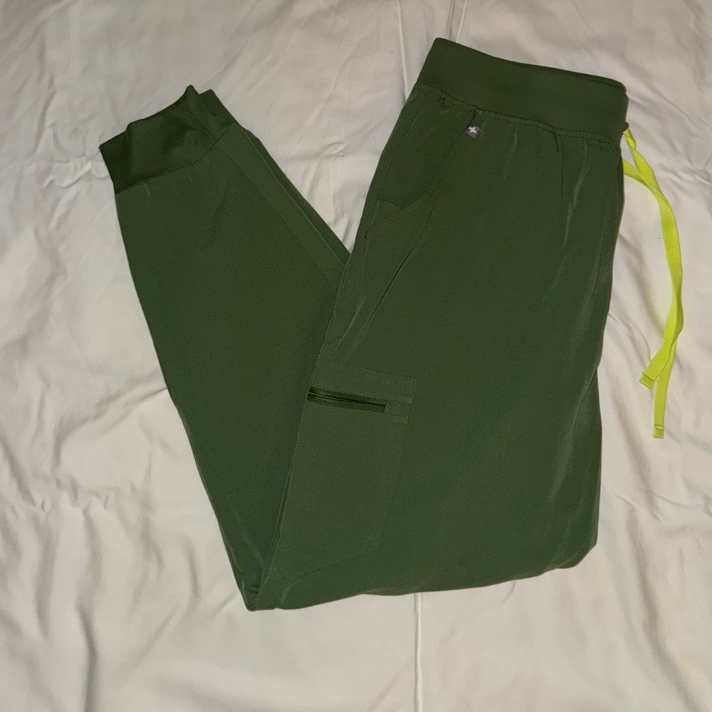 Figs Zamora Jogger Scrub Pants